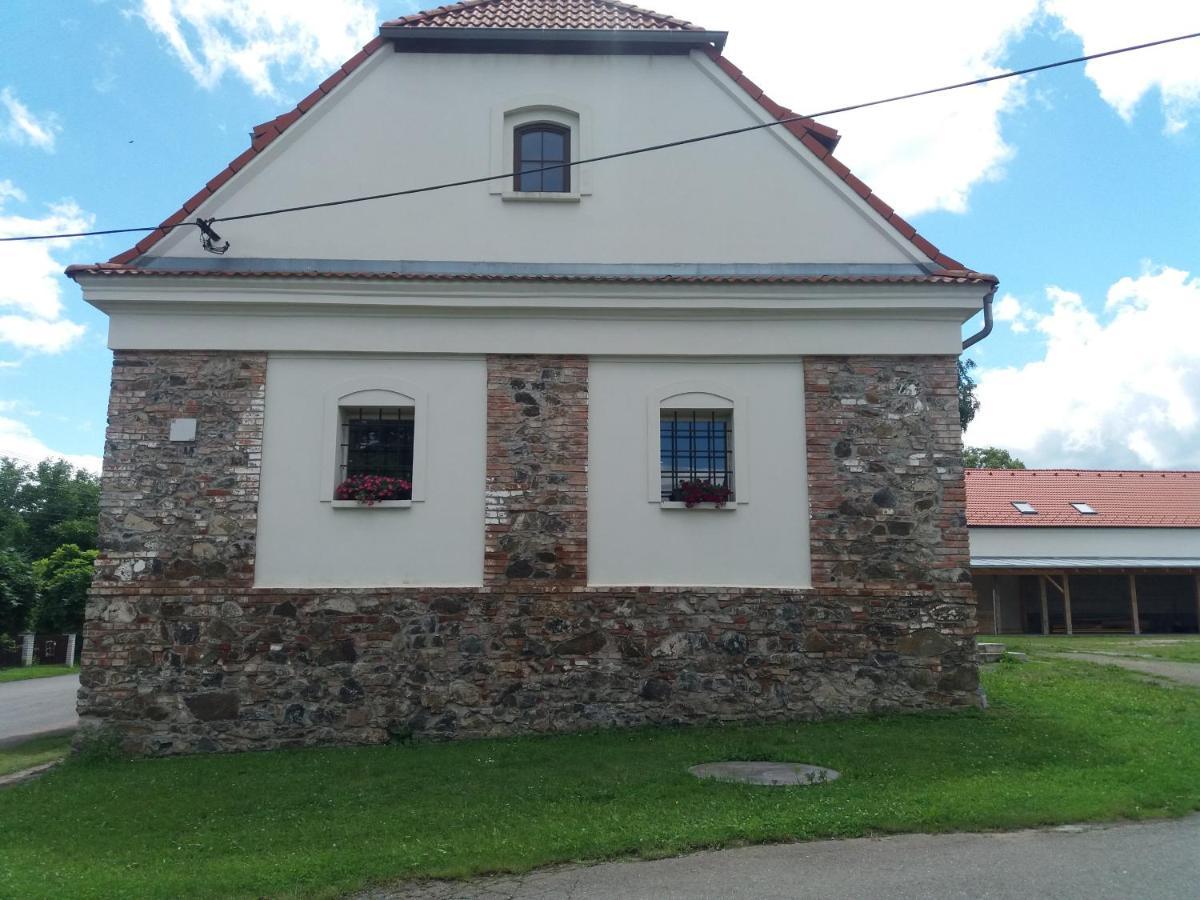 Korn-Hof Aparthotel Kornatice Exterior foto