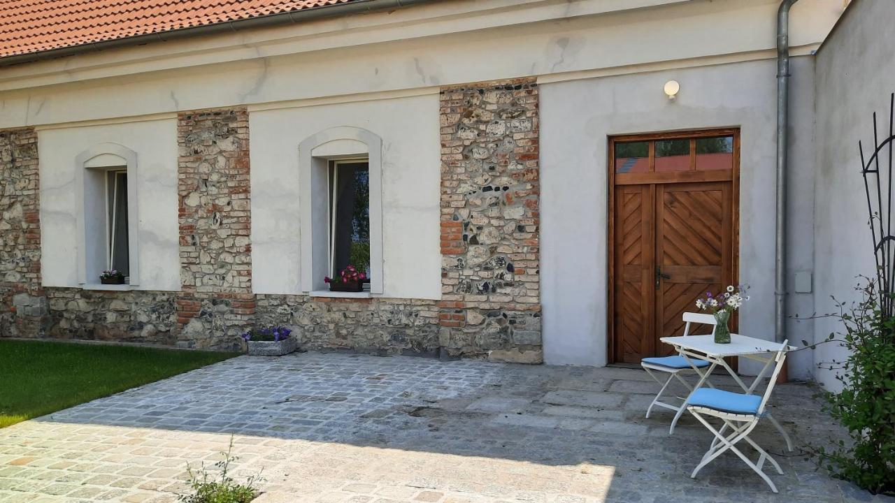Korn-Hof Aparthotel Kornatice Exterior foto